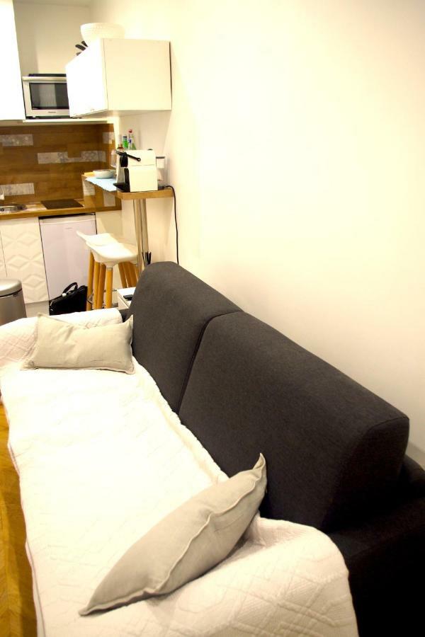 Le Poissonniere Apartment Paris Exterior photo